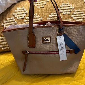 NWT DOONEY AND BOURKE HANDBAG